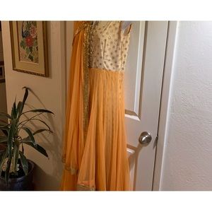 Vintage orange and Gold Ethnic Gown SZ 42 (Europe)